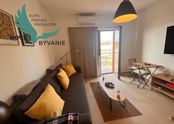 Dom 3x apartmán len 130m od mora s výhľadom na more v Chorvátsku - Kruševo - Obrovac
