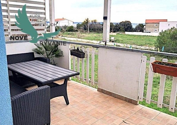 Apartmán s výhľadom na more len 230m od mora v Chorvátsku v Zatone