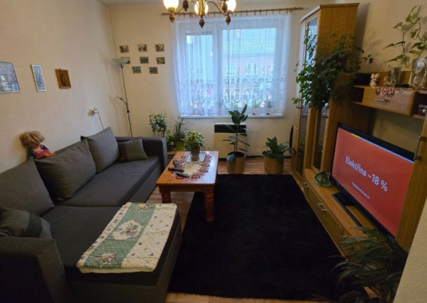 Tehlový 3 izbový byt na predaj - Podbrezová