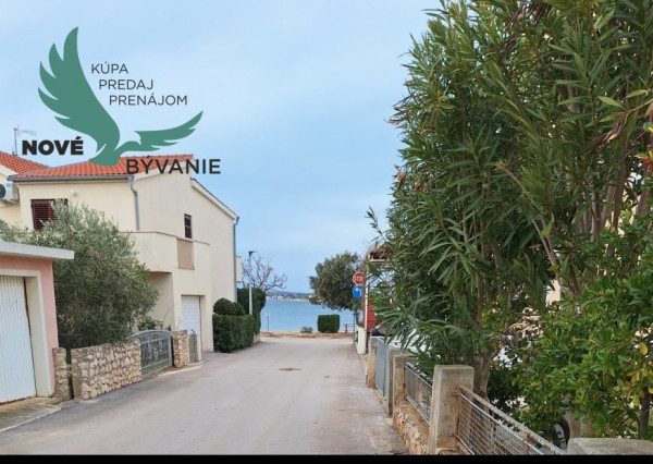 Na predaj apartmán len 50m od mora s výhľadom na more Chorvátsko - Vir - Prezida