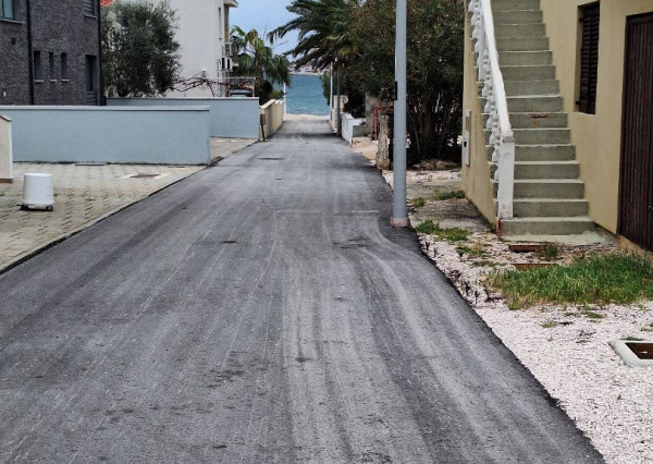 Chorvátsko - Apartmán len 80m od mora na ostrove Vir - Prezida