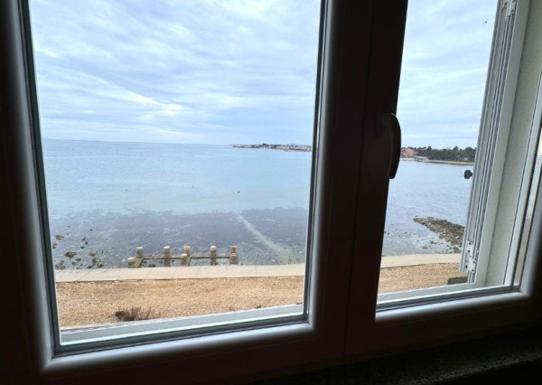 Exkluzívne apartmán v prvej rade od mora v Chorvátsku v Privlake