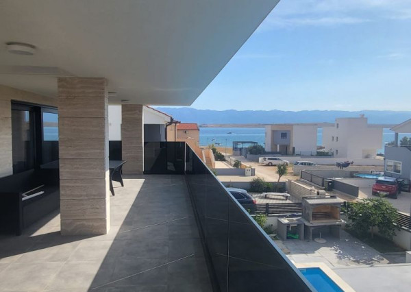 Chorvátsko: EXKLUZÍVNY NOVÝ DOM S BAZÉNOM PRI MORI - OSTROV VIR