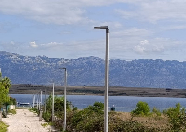 Chorvátsko na predaj: Apartmán  len 200 m od mora na ostrove Vir