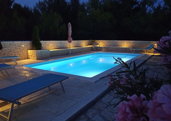 Chorvátsko - Trojizbový apartmán s bazénom a výhľadom na more