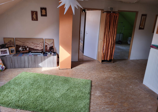 Rodinný dom na predaj skolaudovaný v roku 2007, Poľná ulica - Brezno