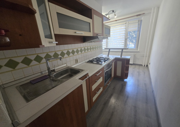 EXKLUZÍVNE: Štýlový 2,5-izbový byt s balkónom v príjmenej lokalite