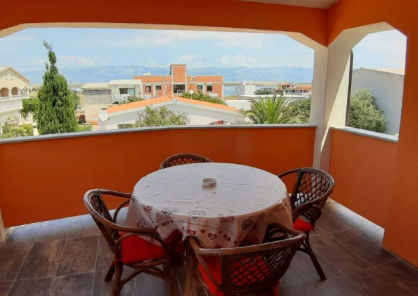 Chorvátsko - Apartmán len 150m od mora 2x spálňa s výhľadom na more