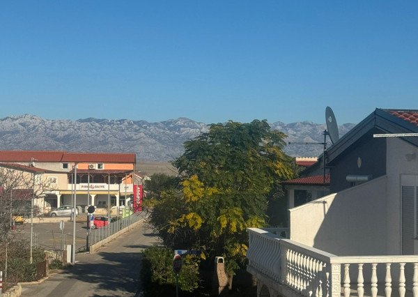 Chorvátsko - Vir - Na predaj samostatný dom s pekným pozemkom len 300m od mora!