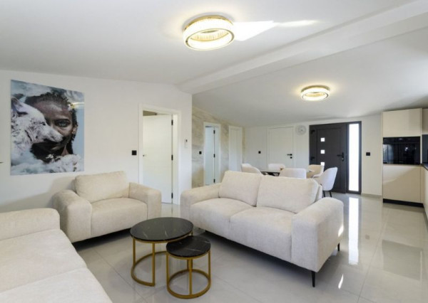 Chorvátsko- Moderný apartmán na ostrove Vir - Centrum