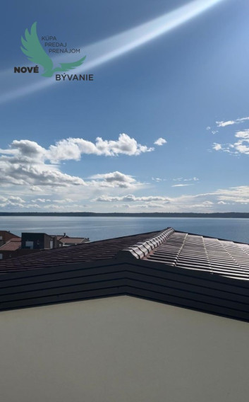 Chorvátsko - Exkluzívne dom 2x apartmán, 150m od mora a výhľadom na more
