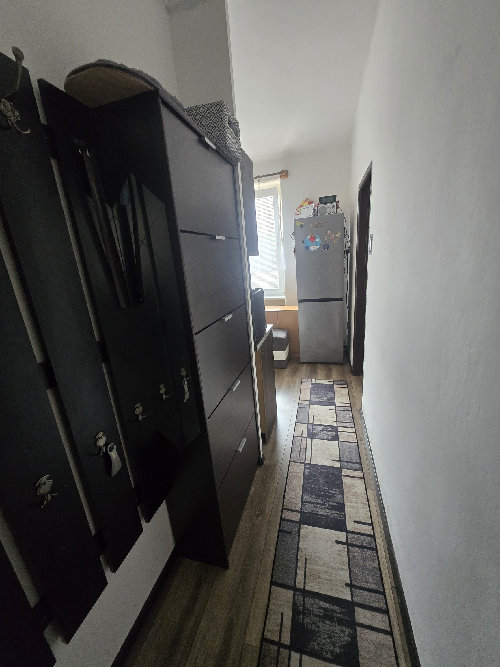 PREDAJ: 2-izbový byt s balkónom – Valaská, Hronská ulica